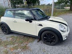 Weiß Gebraucht 2010 Mini Cooper Kleinwagen | 3.700 € (Fairer Preis)