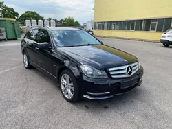 Schwarz Gebraucht 2012 Mercedes C200 Avantgarde Limousine | 6.450 € (Superpreis)