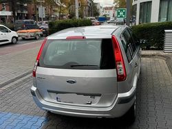 Silber Gebraucht 2007 Ford Fusion Limousine | 1.580 €