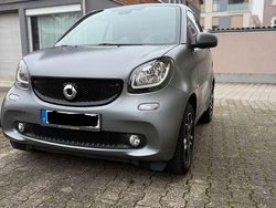 Grau Gebraucht 2019 Smart ForTwo Cabrio Cabrio | 16.999 € (Fairer Preis)