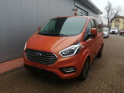 Hokkaidoorange metallic (metallic) Gebraucht 2021 Ford Tourneo Kombi | 34.999 € (Superpreis)