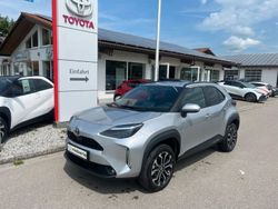 Silber Neu 2025 Toyota Yaris Cross SUV | 27.990 € (Fairer Preis)