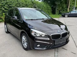 Braun Gebraucht 2015 BMW 218 Active Tourer Van / Kleinbus | 8.900 € (Fairer Preis)