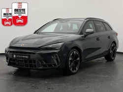 Blau Neu 2025 Cupra Leon Limousine | 31.590 € (Superpreis)