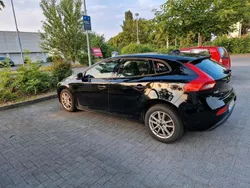 Schwarz Gebraucht 2014 Volvo V40 Kombi | 10.500 € (Teuer)