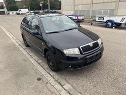 Schwarz Gebraucht 2006 Skoda Fabia Ambiente Kleinwagen | 2.900 € (Teuer)