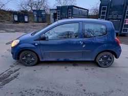 Blau Gebraucht 2008 Renault Twingo Kleinwagen | 2.300 €