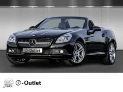 Schwarz Gebraucht 2014 Mercedes SLK200 Cabrio | 19.900 €