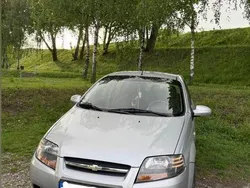 Silber Gebraucht 2008 Chevrolet Kalos Kleinwagen | 2.850 €
