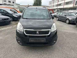 Gebraucht 2016 Peugeot Partner Tepee Active Van / Kleinbus | 5.250 €
