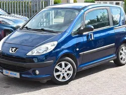 Blau Gebraucht 2005 Peugeot 1007 Kleinwagen | 1.190 € (Guter Preis)