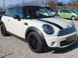 Weiß Gebraucht 2013 Mini Cooper Kleinwagen | 8.850 € (Teuer)