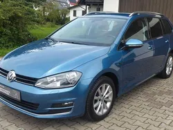 Blau Gebraucht 2015 VW Golf VII LOUNGE Kombi | 12.999 € (Etwas zu teuer)
