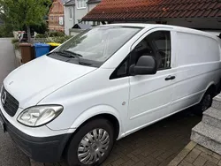 Weiß Gebraucht 2004 Mercedes Vito Van / Kleinbus | 1.900 € (Etwas zu teuer)