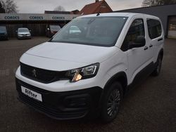 Weiß Gebraucht 2024 Peugeot Rifter Active Van / Kleinbus | 26.990 € (Teuer)