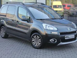 Grau Gebraucht 2014 Peugeot Partner Tepee Active Van / Kleinbus | 8.985 € (Fairer Preis)