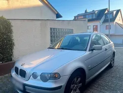 Silber Gebraucht 2003 BMW 316 Compact Kleinwagen | 650 € (Superpreis)