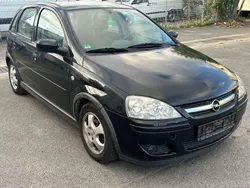 Schwarz Gebraucht 2005 Opel Corsa Limousine | 800 € (Fairer Preis)