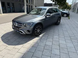 Grau Gebraucht 2021 Mercedes GLC200 SUV | 38.000 € (Fairer Preis)