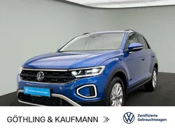 Ravennablau metallic Gebraucht 2024 VW T-Roc Life SUV | 24.480 € (Superpreis)