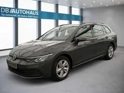 Grau Gebraucht 2023 VW Golf VIII Life Kombi | 20.940 € (Guter Preis)