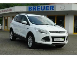 Weiß Gebraucht 2016 Ford Kuga SUV | 12.880 € (Fairer Preis)