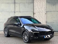 Schwarz Gebraucht 2017 Porsche Cayenne Platinum Edition SUV | 29.900 € (Etwas zu teuer)