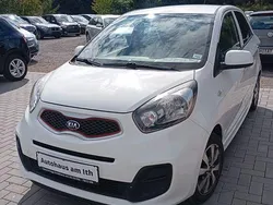 Weiß Gebraucht 2015 Kia Picanto Spirit Kleinwagen | 3.490 € (Teuer)