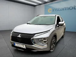 Grau Gebraucht 2022 Mitsubishi Eclipse Cross SUV | 28.649 € (Etwas zu teuer)