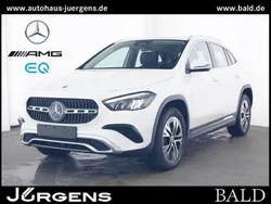 Polarweiß Gebraucht 2024 Mercedes GLA250 Progressive SUV | 37.820 € (Superpreis)