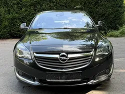 Schwarz Gebraucht 2015 Opel Insignia Edition Limousine | 3.999 €