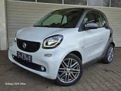 Weiß Gebraucht 2019 Smart ForTwo Electric Drive Brabus Coupé | 8.650 € (Superpreis)
