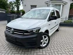 Weiß Gebraucht 2016 VW Caddy Maxi Van / Kleinbus | 16.999 € (Etwas zu teuer)