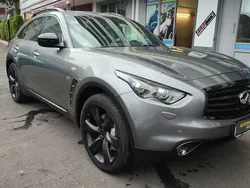 Grau Gebraucht 2015 Infiniti QX70 SUV | 13.990 €