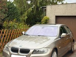 Gold Gebraucht 2010 BMW 330 Limousine | 7.200 € (Guter Preis)