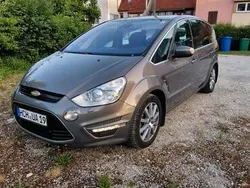 Grau Gebraucht 2011 Ford S-MAX S Van / Kleinbus | 4.500 €