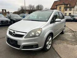 Silber Gebraucht 2007 Opel Zafira Cosmo Van / Kleinbus | 1.900 € (Superpreis)