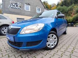Modra race/race blue Gebraucht 2014 Skoda Fabia Cool Edition Kleinwagen | 6.400 € (Guter Preis)