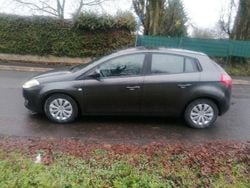 Grau Gebraucht 2008 Fiat Bravo Dynamic Kleinwagen | 2.100 € (Guter Preis)
