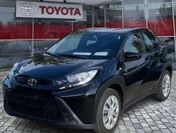 Black mica / ink Gebraucht 2024 Toyota Aygo Business Edition Kleinwagen | 15.490 € (Guter Preis)
