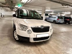 Weiß Gebraucht 2013 Skoda Yeti SUV | 6.399 € (Guter Preis)