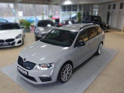 Grau Gebraucht 2014 Skoda Octavia RS Kombi | 8.990 € (Guter Preis)