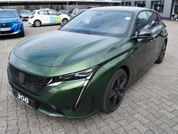 Grün Gebraucht 2024 Peugeot 308 GT Limousine | 47.660 €