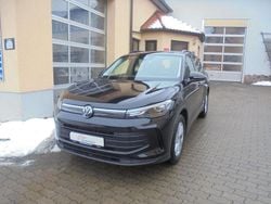 Schwarzmetallic Gebraucht 2024 VW Tiguan SUV | 33.450 € (Guter Preis)