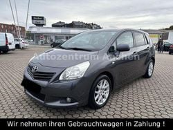 Grau Gebraucht 2012 Toyota Verso Travel Van / Kleinbus | 3.999 € (Superpreis)
