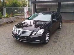 Schwarz Gebraucht 2010 Mercedes E250 Kombi | 5.000 € (Superpreis)