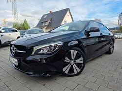 Schwarz Gebraucht 2018 Mercedes CLA200 Shooting Brake Kombi | 18.950 € (Fairer Preis)