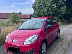 Rot Gebraucht 2010 Renault Twingo Authentique Kleinwagen | 2.100 € (Guter Preis)