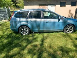 Gebraucht 2006 Ford Focus Kombi | 1.100 €
