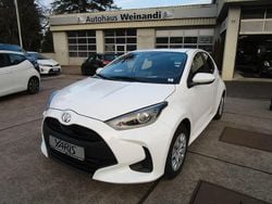 Andere Neu 2024 Toyota Yaris Hybrid Comfort Limousine | 23.490 € (Guter Preis)